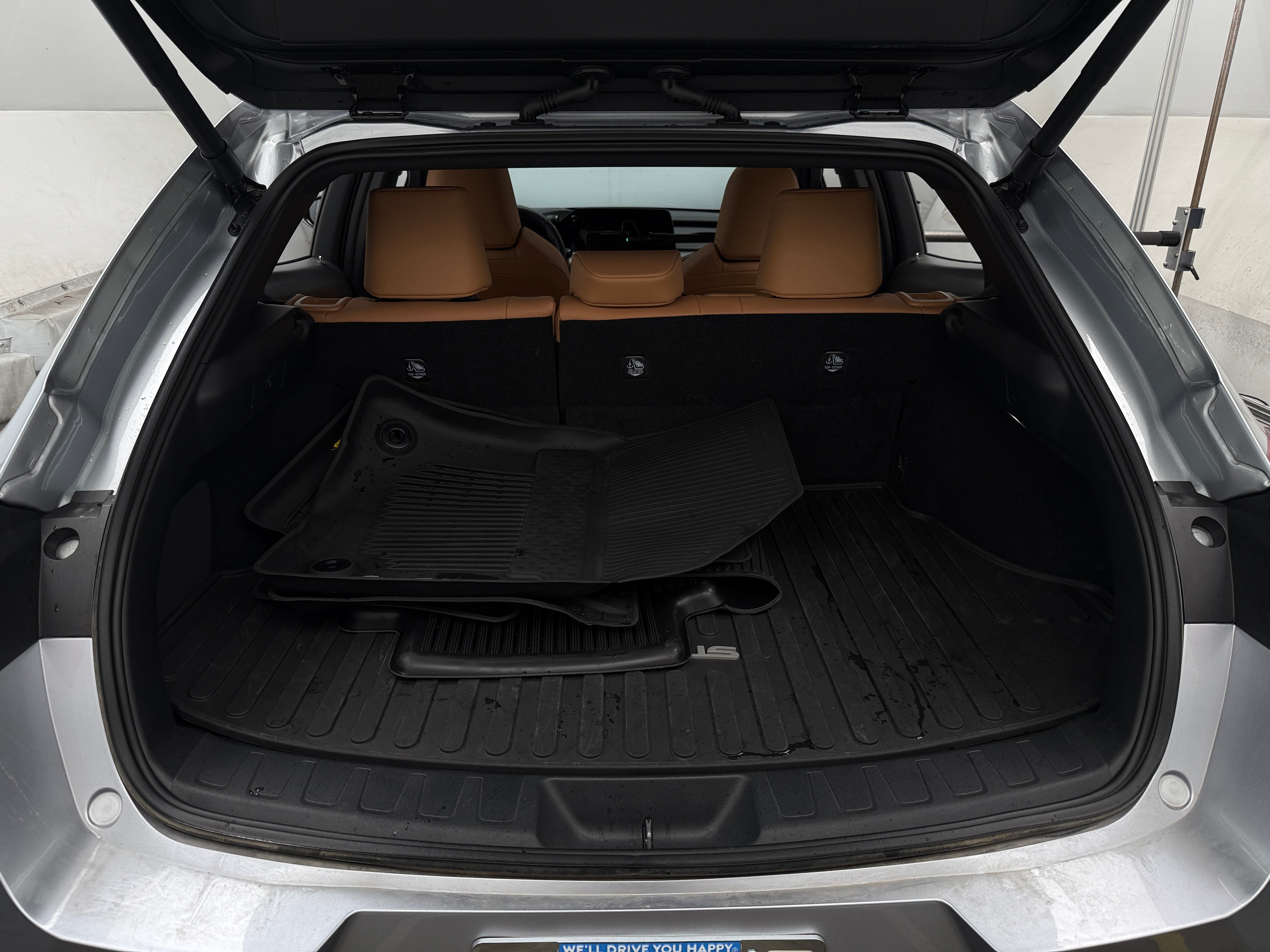 lexus ux hybrid 2026 JTHUCJDHXT2016308 image lexus ux hybrid 2026 JTHUCJDHXT2016308 image